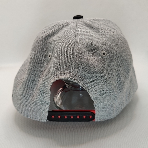 Nightmare Before Christmas Hat Jack Skellington Snapback Cap Gray and Red Disney - Picture 4 of 9